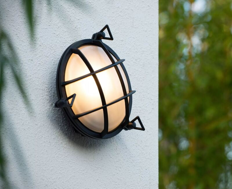 Magnus Round Outdoor Wall Light